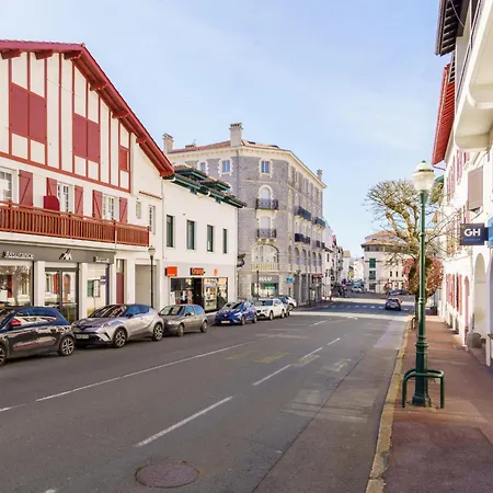 Orpia By Interhome Lejlighed Saint-Jean-de-Luz
