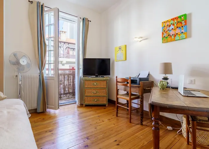 Appartement Orpia By Interhome Saint-Jean-de-Luz